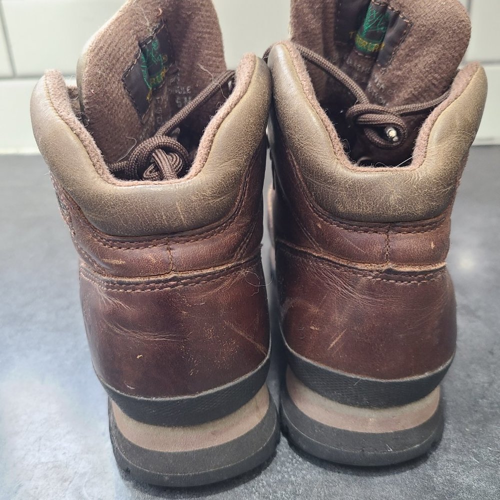 Timberland Leather Boys size 6 boots - Picture 3 of 5